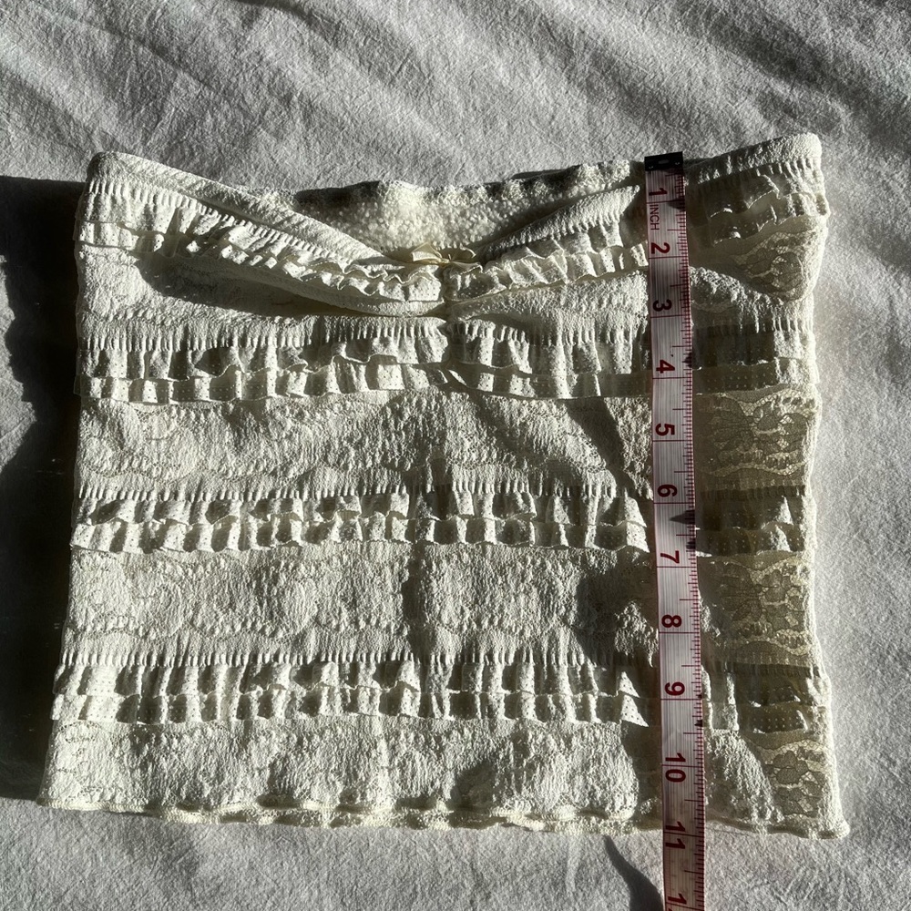 White Cream Smocked Ruffle Tier Tube Top Y2K Coquette Boho Date Night Bandeau - Picture 5 of 5